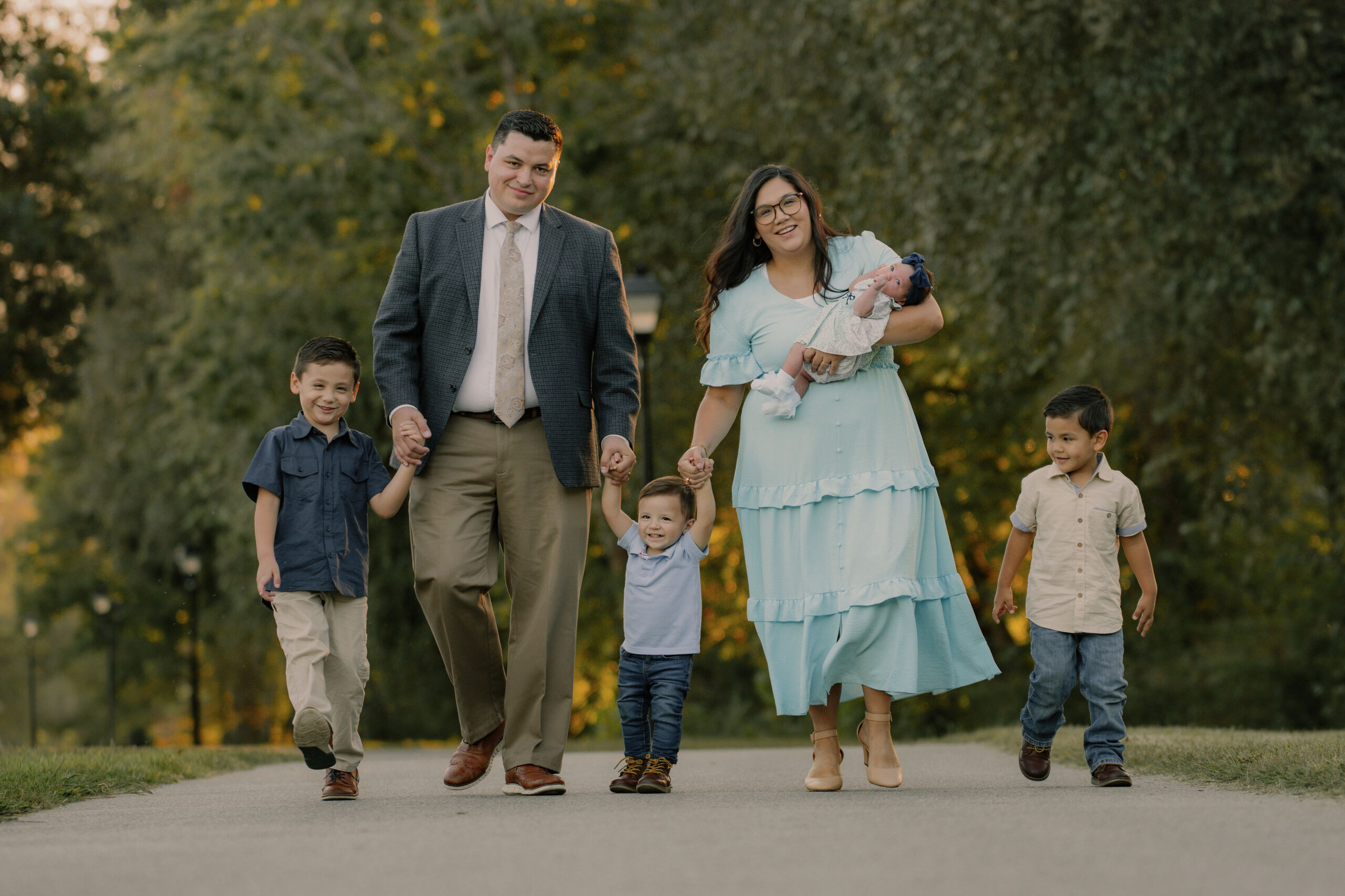 FBMI Missionaries Daniel & Megan Gonzalez Family Photo 2025