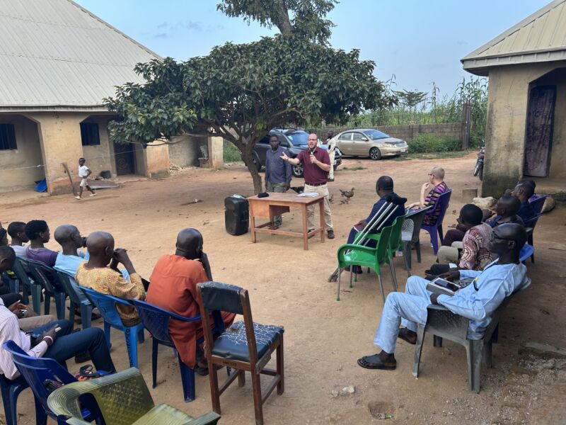 FBMI Missionaries Daniel & Erin Lang Prayer Letter Picture