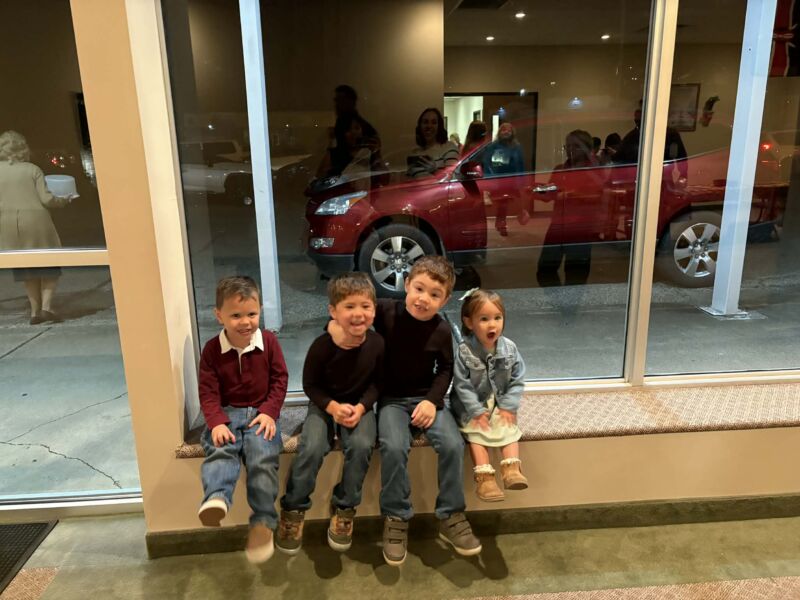 FBMI Missionaries Dustin & Hilda Schurg Prayer Letter Picture