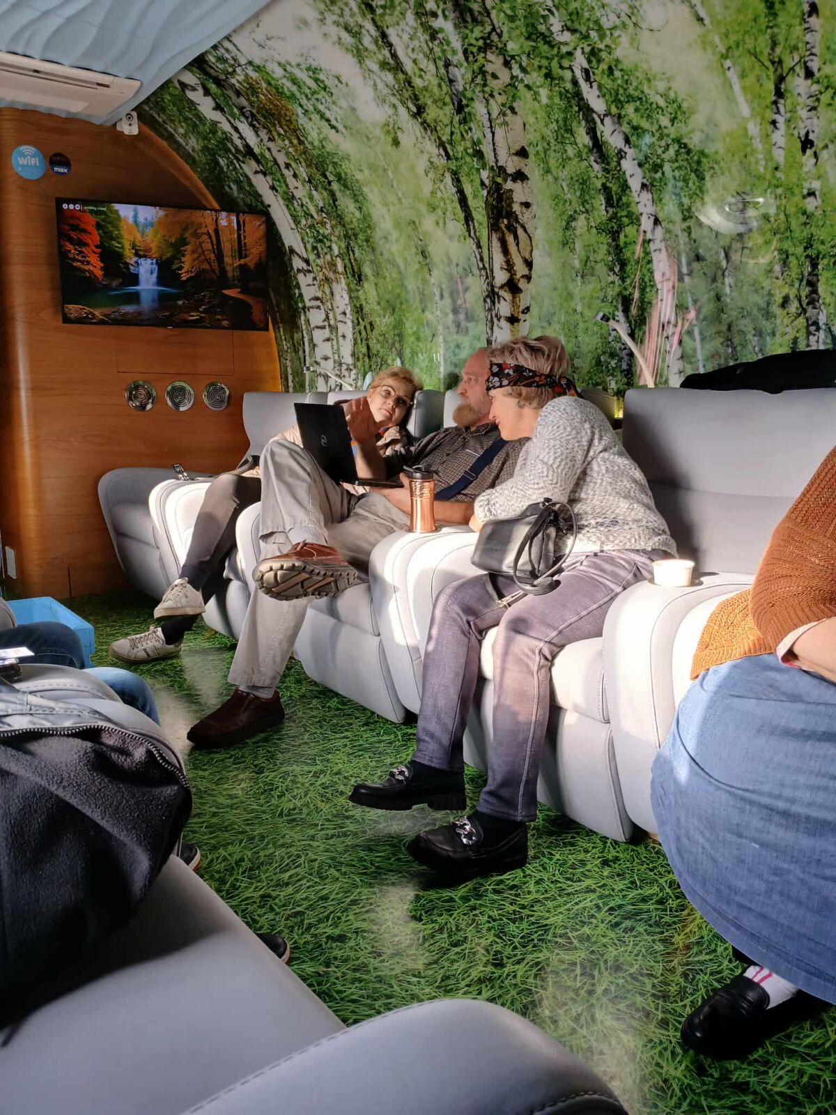 FBMI Missionaries Paul & Jolie Sock Prayer Letter Picture