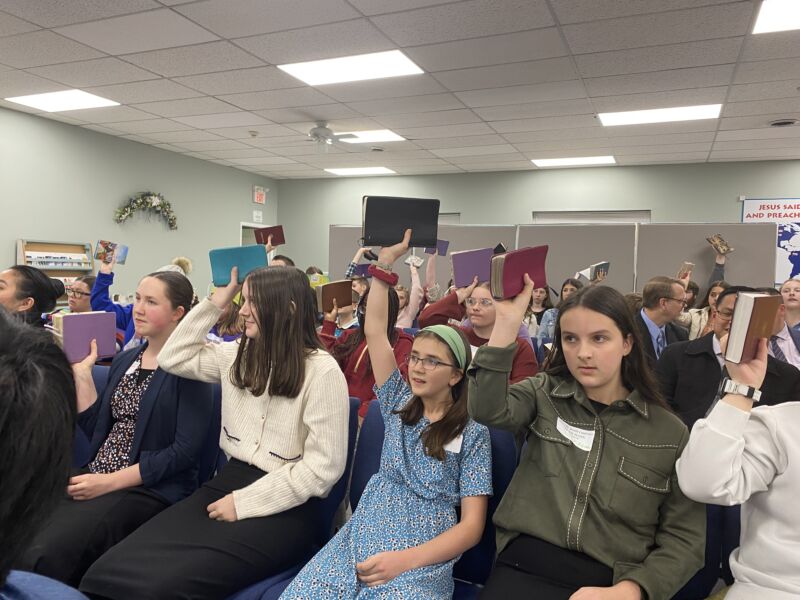 FBMI Missionaries Brian & Liz Hebert Prayer Letter Picture